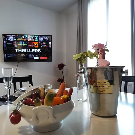 Uptown Free Parking Lägenhet *